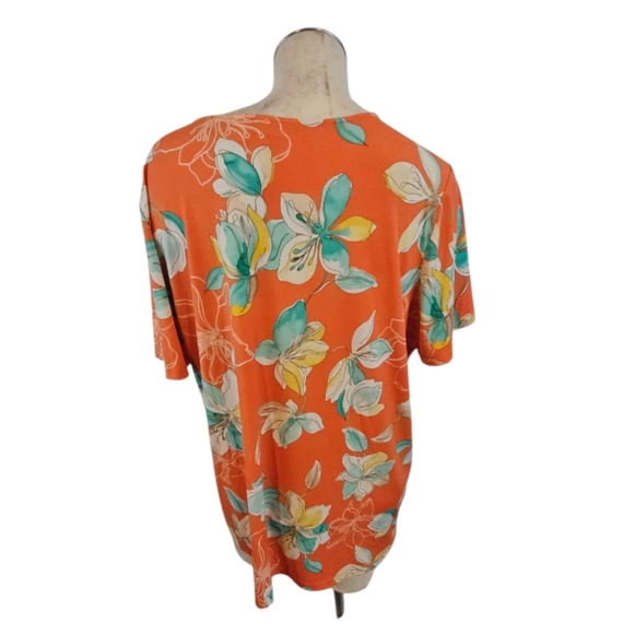 3/$25 Susan Graver Size XL Floral Orange Women's Top - Picture 4 of 8